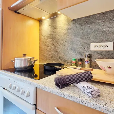 Appartement Au Coeur Du Vieux *